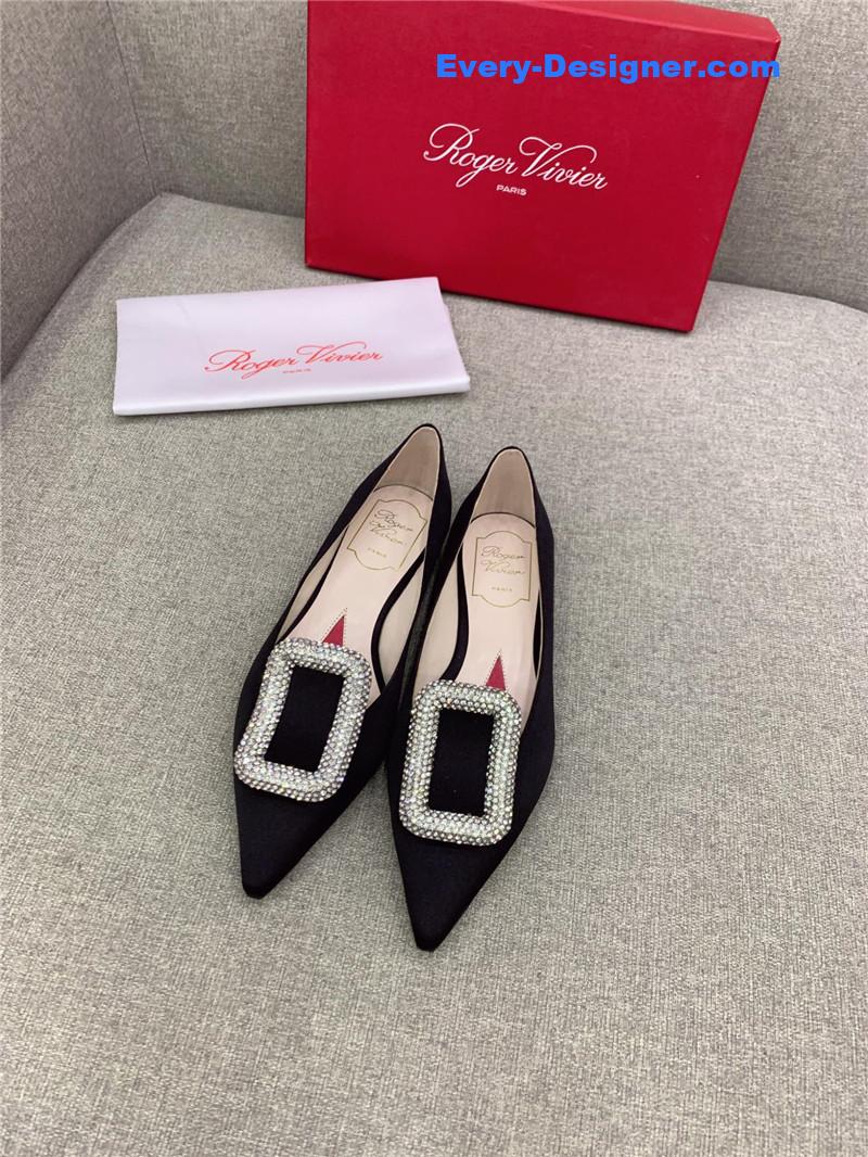 roger vivier classic D1am0nd buckle silk pumps