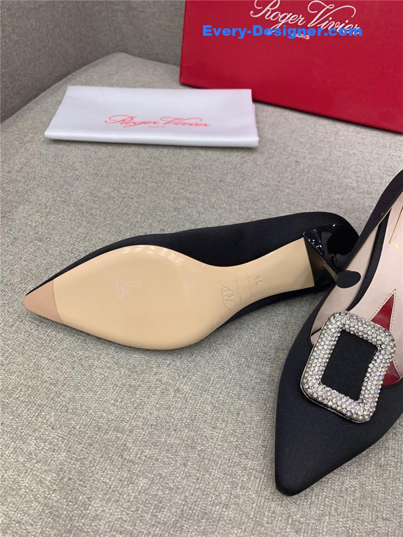 roger vivier classic D1am0nd buckle silk pumps