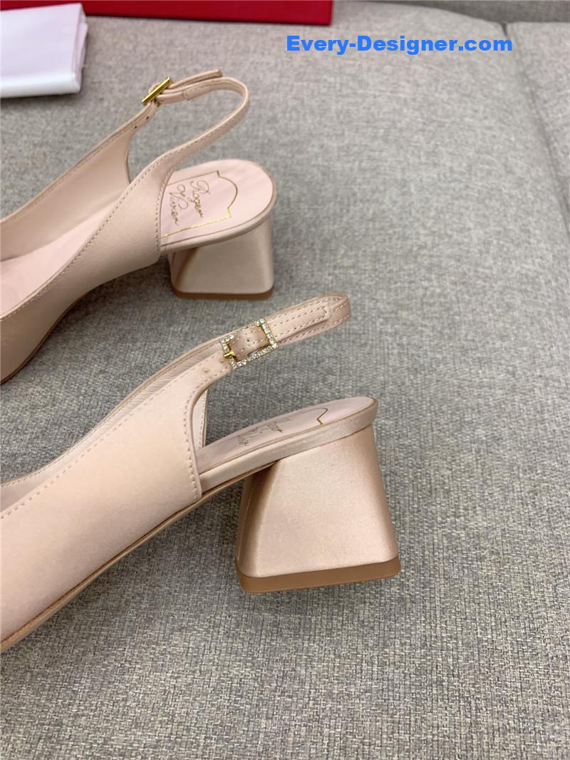 roger vivier classic D1am0nd buckle silk high heel pumps