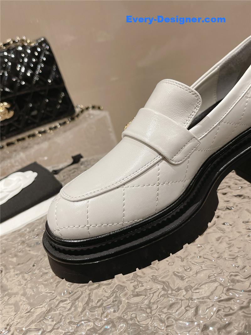 CC calfskin lozenge shoes