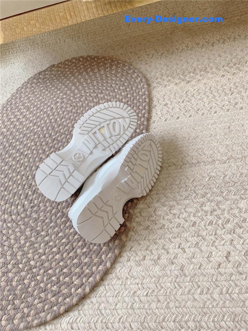 l0vis Vvtt0n lv mary jane shoes