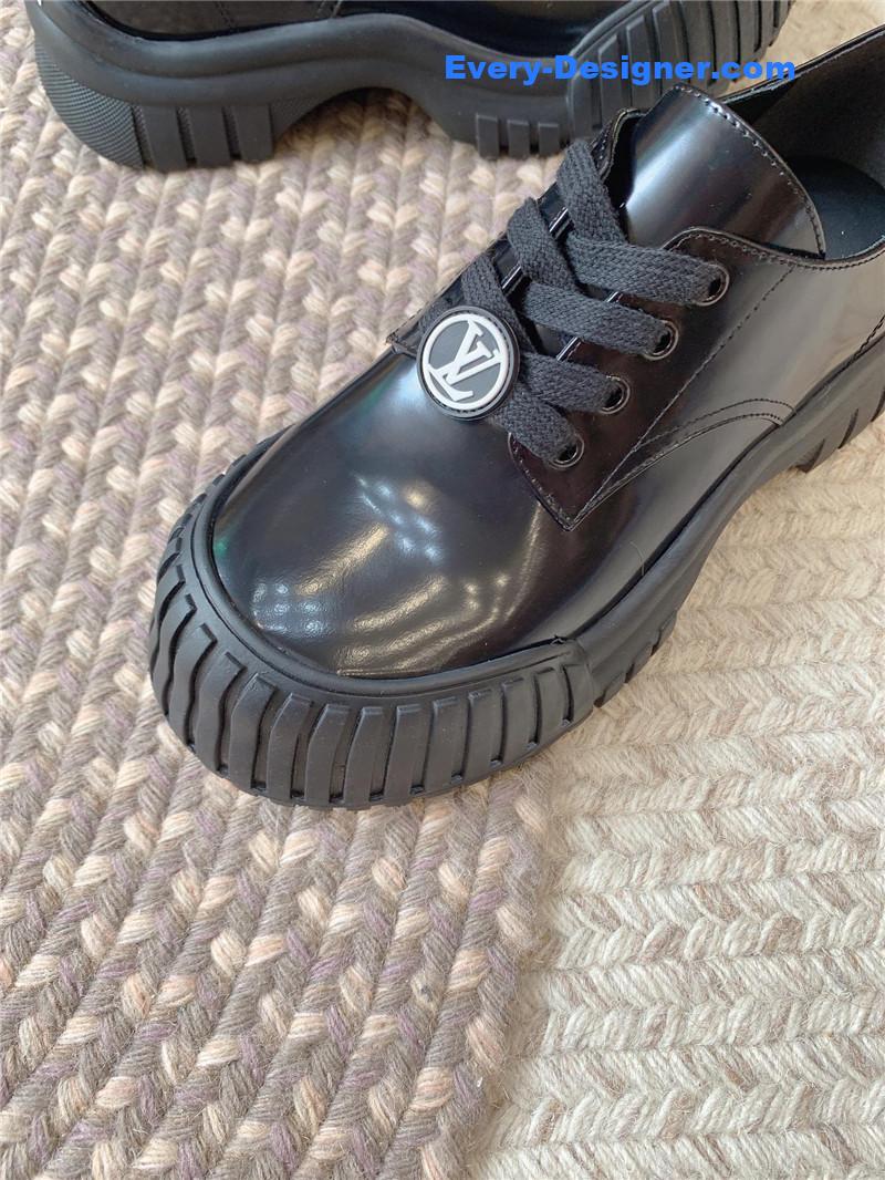 Louis Vuitton Black Leather Derby Shoe