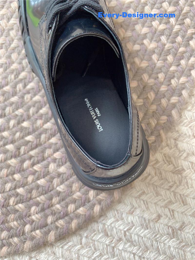 Louis Vuitton Black Leather Derby Shoe