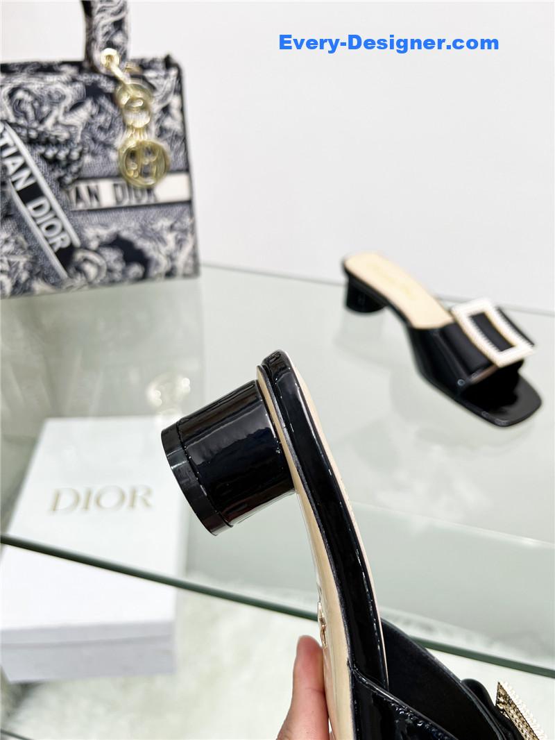 D10r pearl square buckle retro ballet high heels