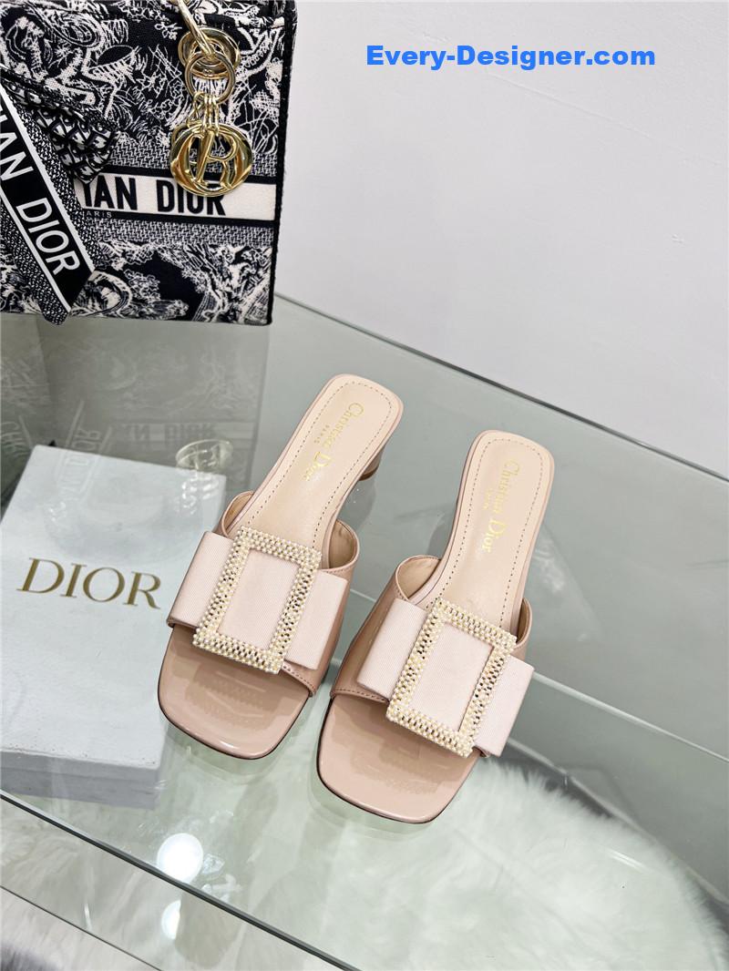 D10r pearl square buckle retro ballet high heels