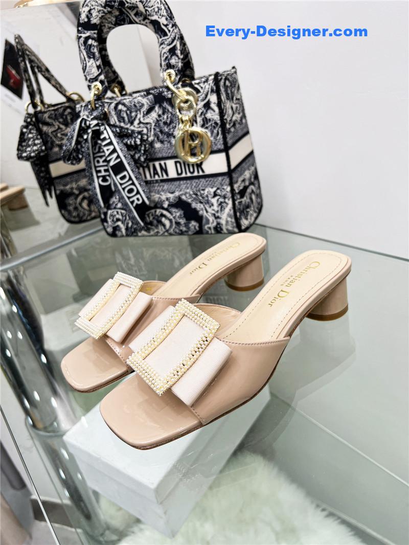 D10r pearl square buckle retro ballet high heels