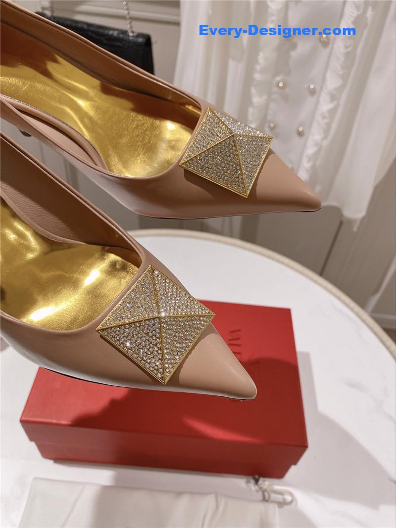 Va1e*ntin0 top rhinestone stud high heels