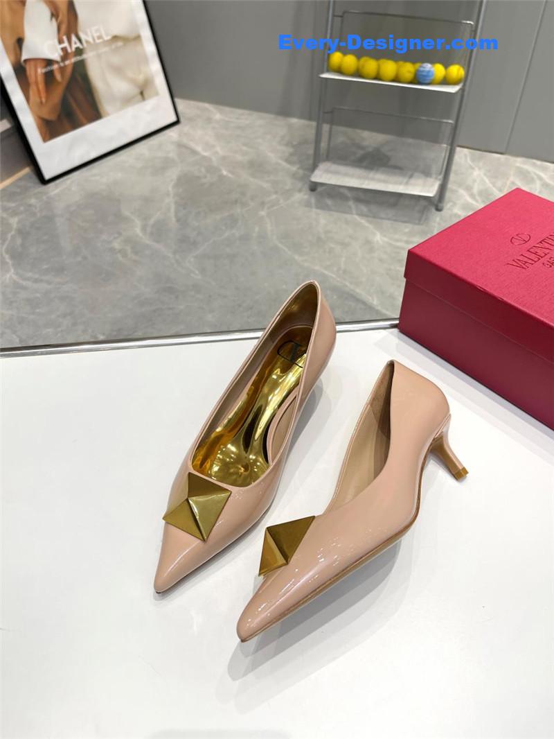 Va1e*ntin0 top rhinestone stud high heels