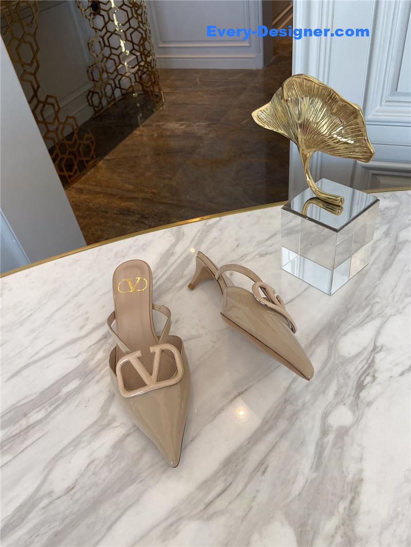 Va1e*ntin0 top sandals