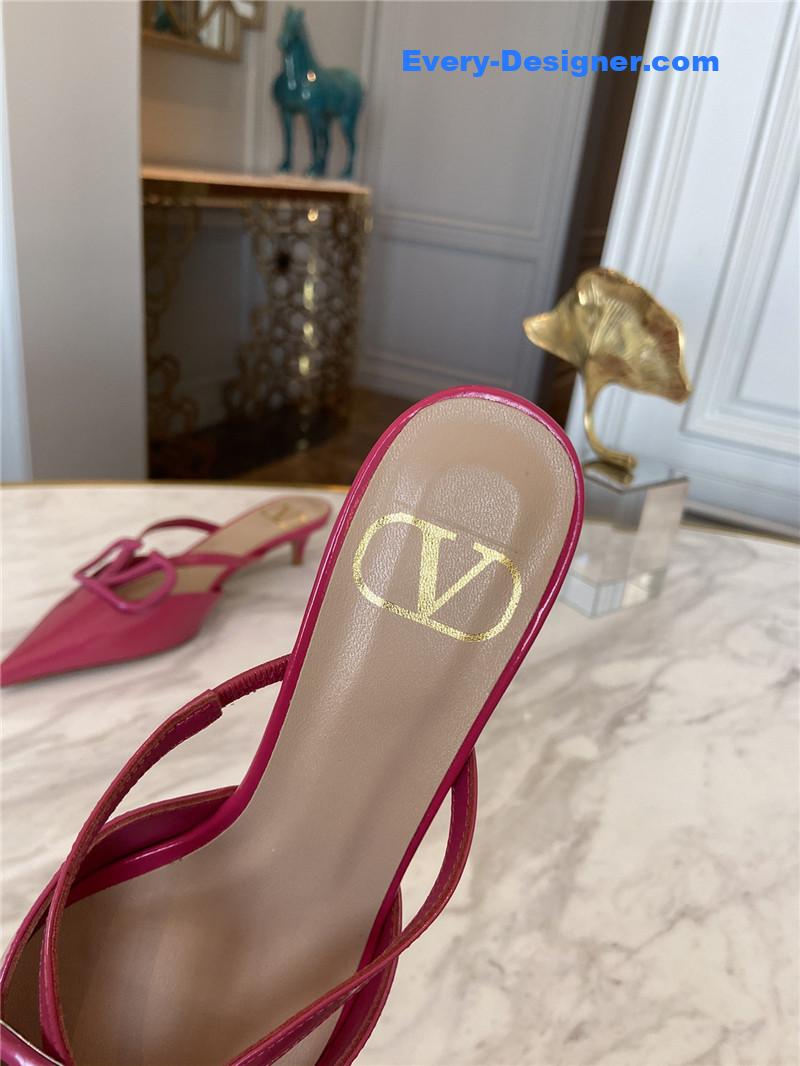 Va1e*ntin0 top sandals