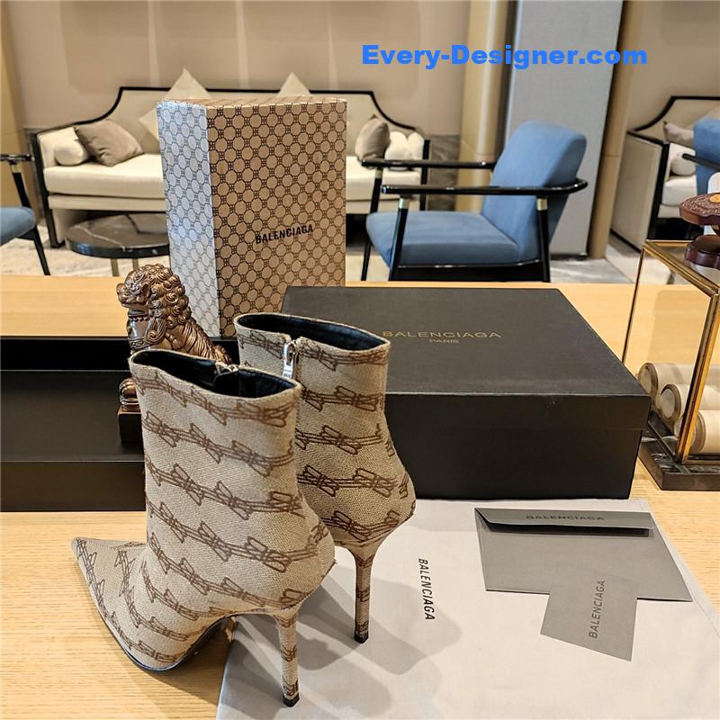 Ba1en*iaga pointed toe stiletto boots