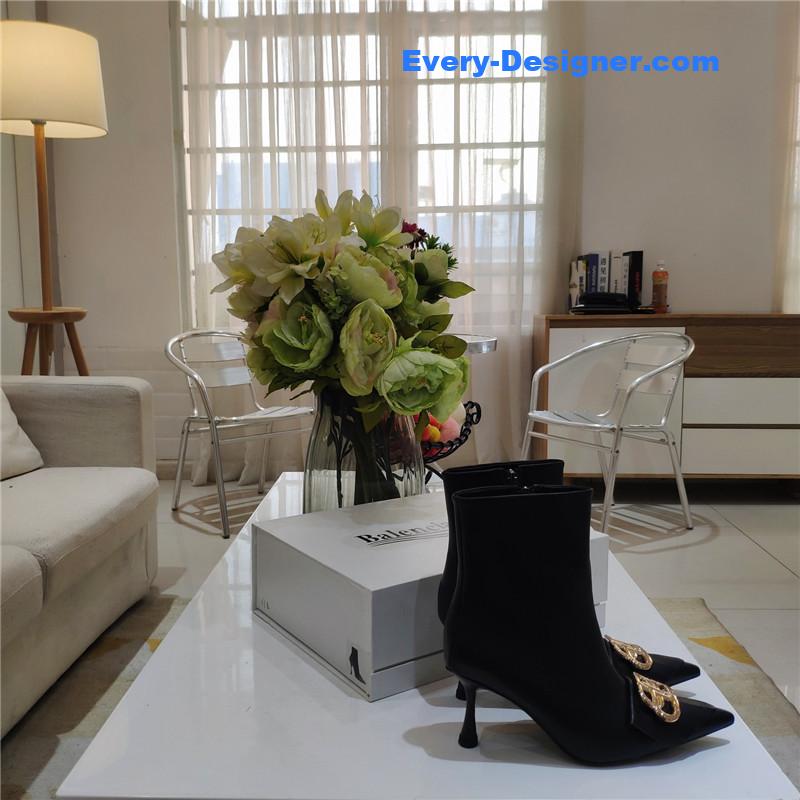 Ba1en*iaga new shape double b buckle flower toe ankle boots