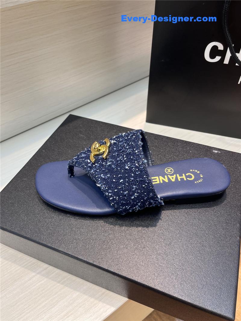 CC flip flops flip flops