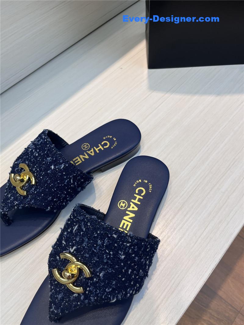 CC flip flops flip flops