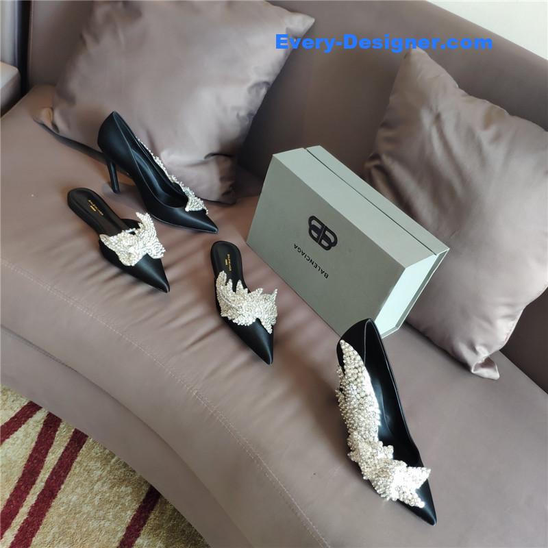 Ba1en*iaga pointed toe sandals