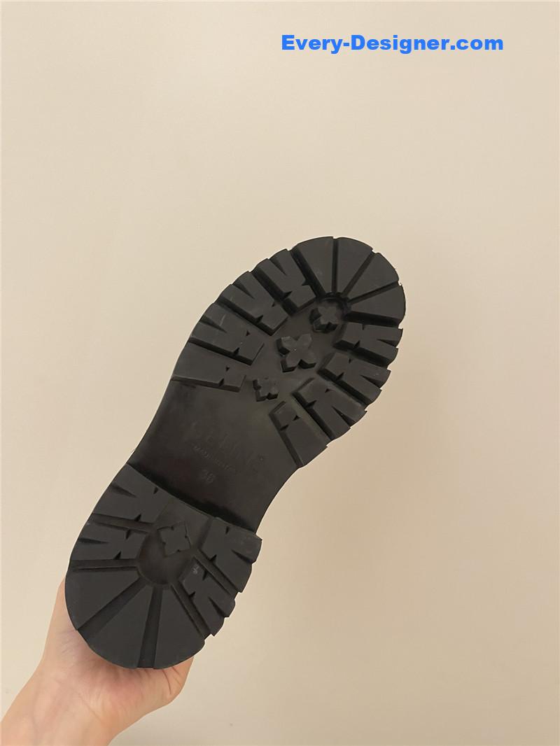 Ce1i*e new lace up cool and handsome martin boots