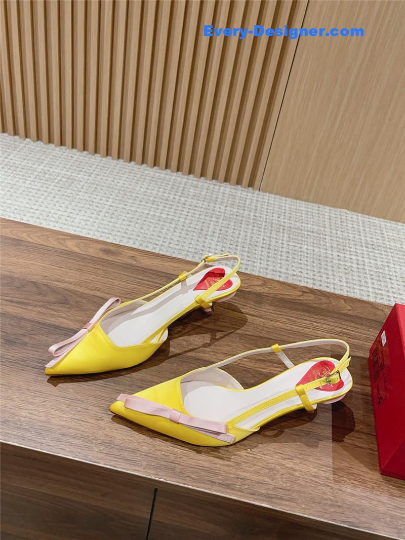 Roger vivier latest bow sandals