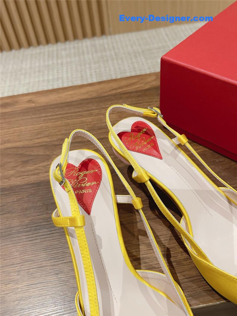 Roger vivier latest bow sandals