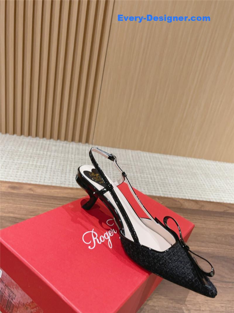 Roger vivier latest bow sandals