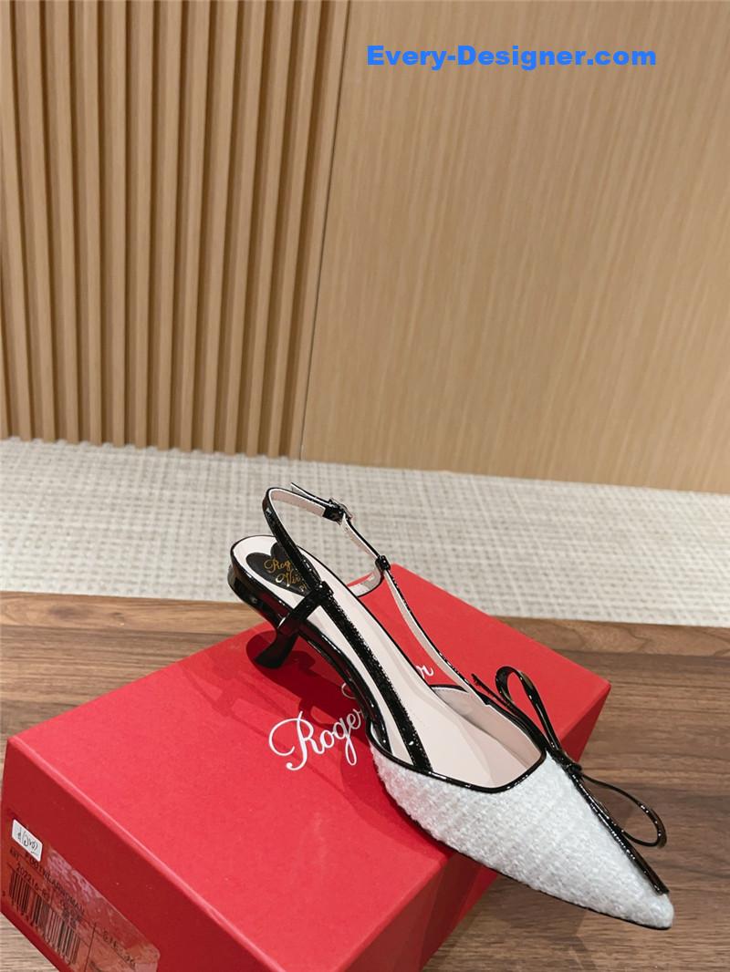 Roger vivier latest bow sandals