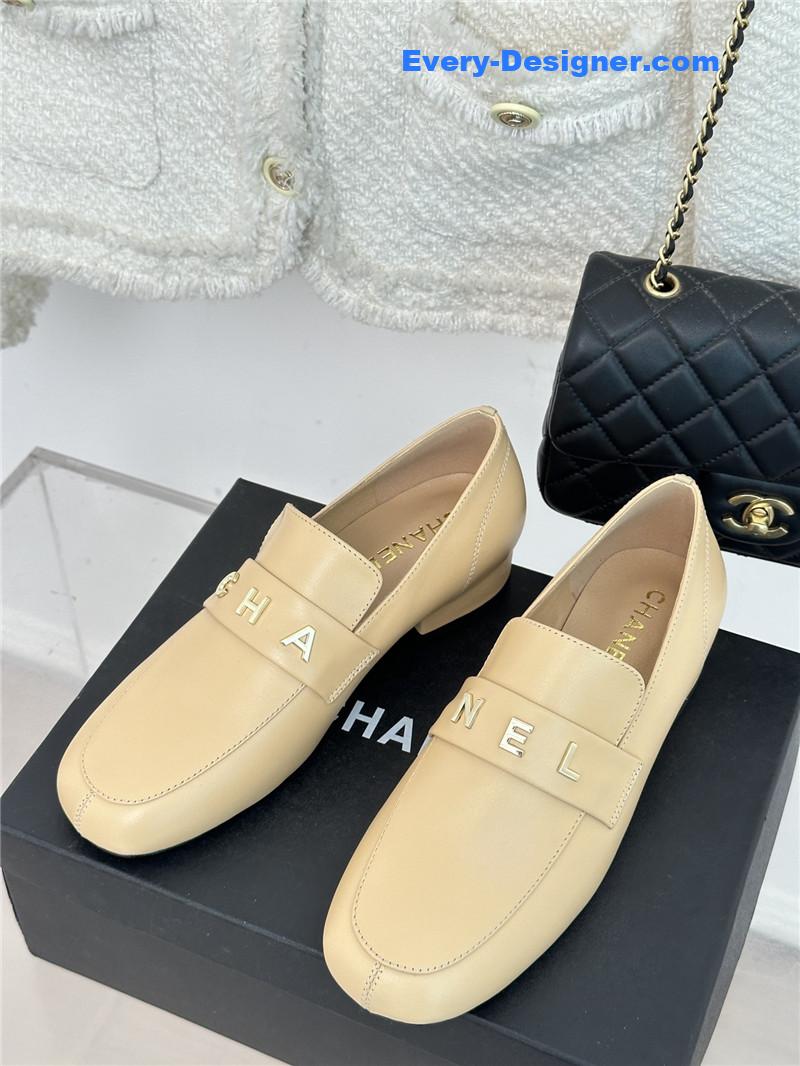 CC double C letter buckle square head chunky loafers