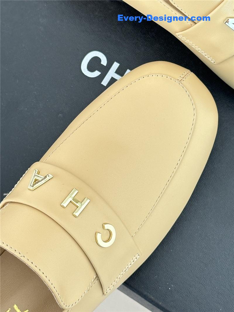 CC double C letter buckle square head chunky loafers