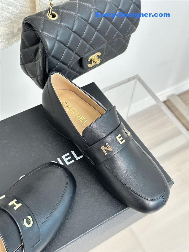 CC double C letter buckle square head chunky loafers