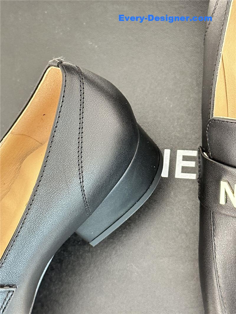 CC double C letter buckle square head chunky loafers