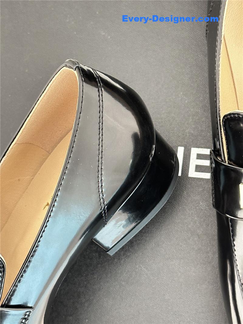 CC double C letter buckle square head chunky loafers