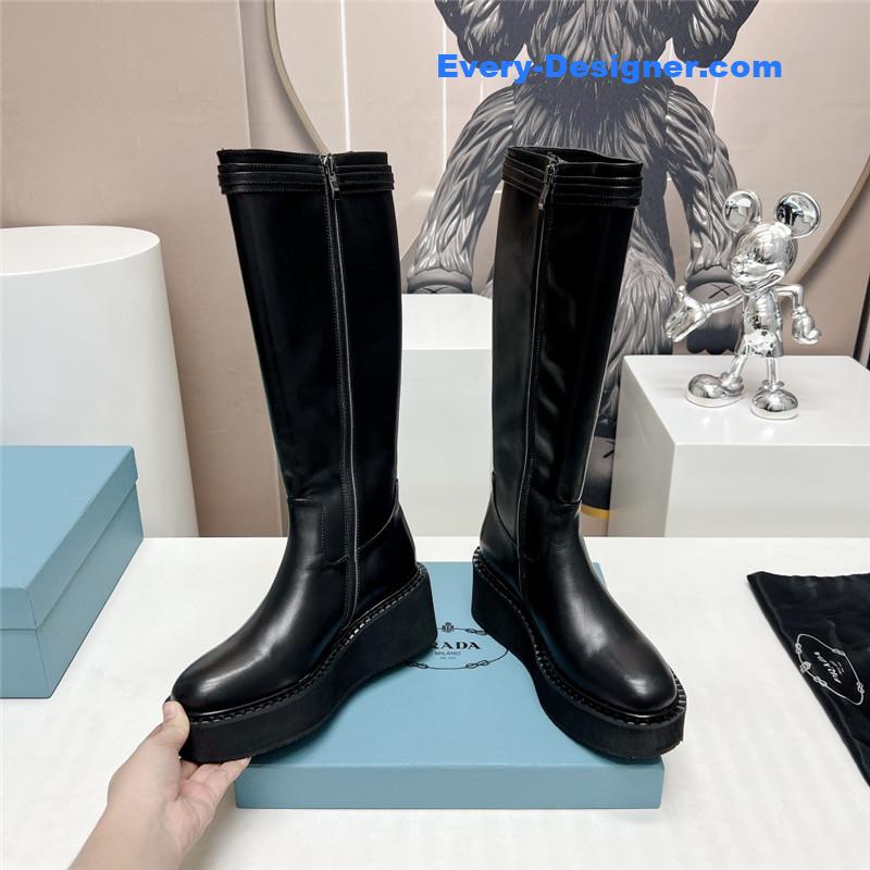 Pra*a round toe chain buckle platform boots