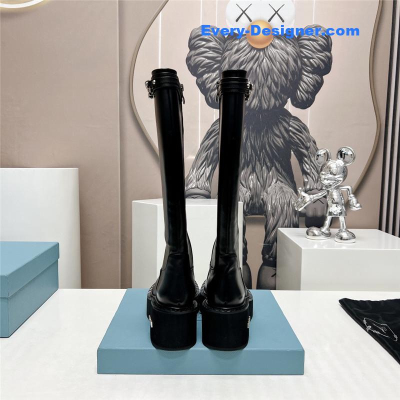 Pra*a round toe chain buckle platform boots