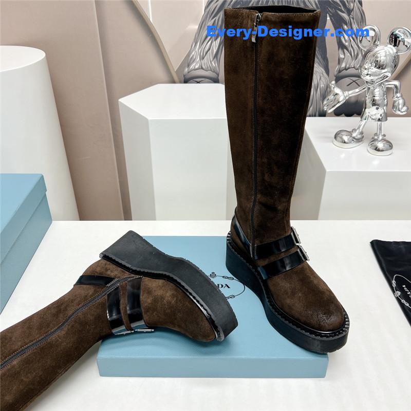 Pra*a round toe double buckle platform boots