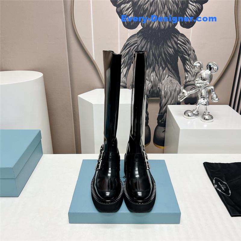 Pra*a round toe double buckle platform boots