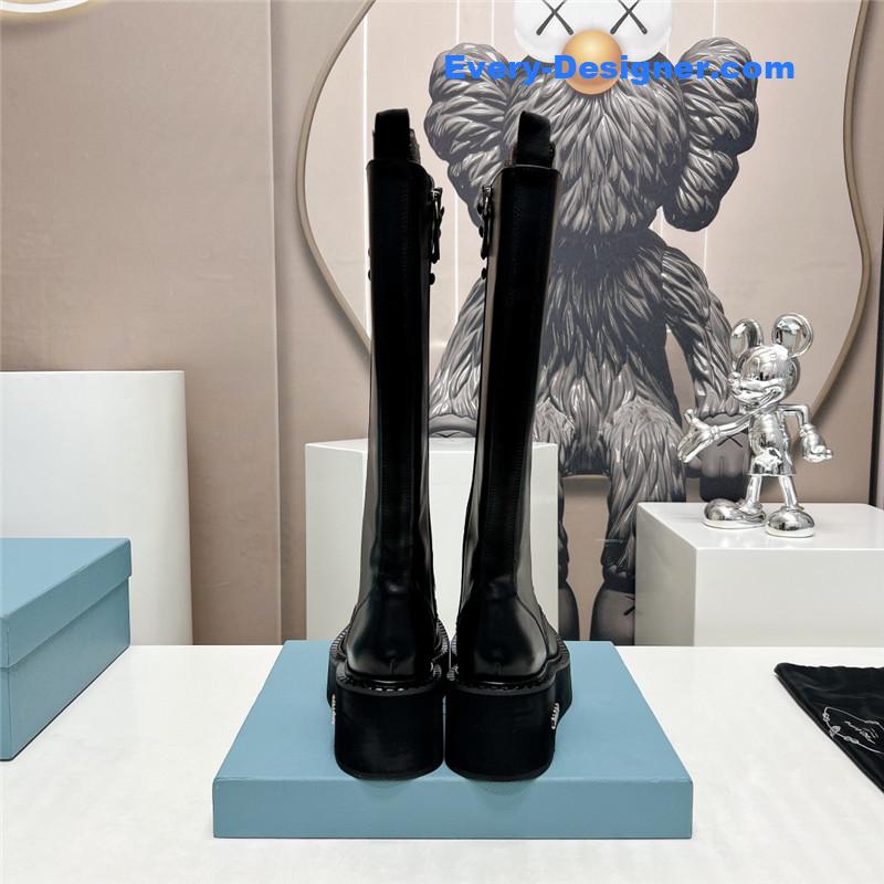 Pra*a round toe platform lace-up boots