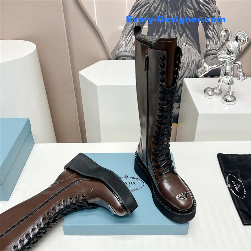 Pra*a round toe platform lace-up boots