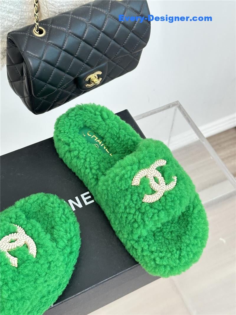 CC classic four seasons double C plush slippers