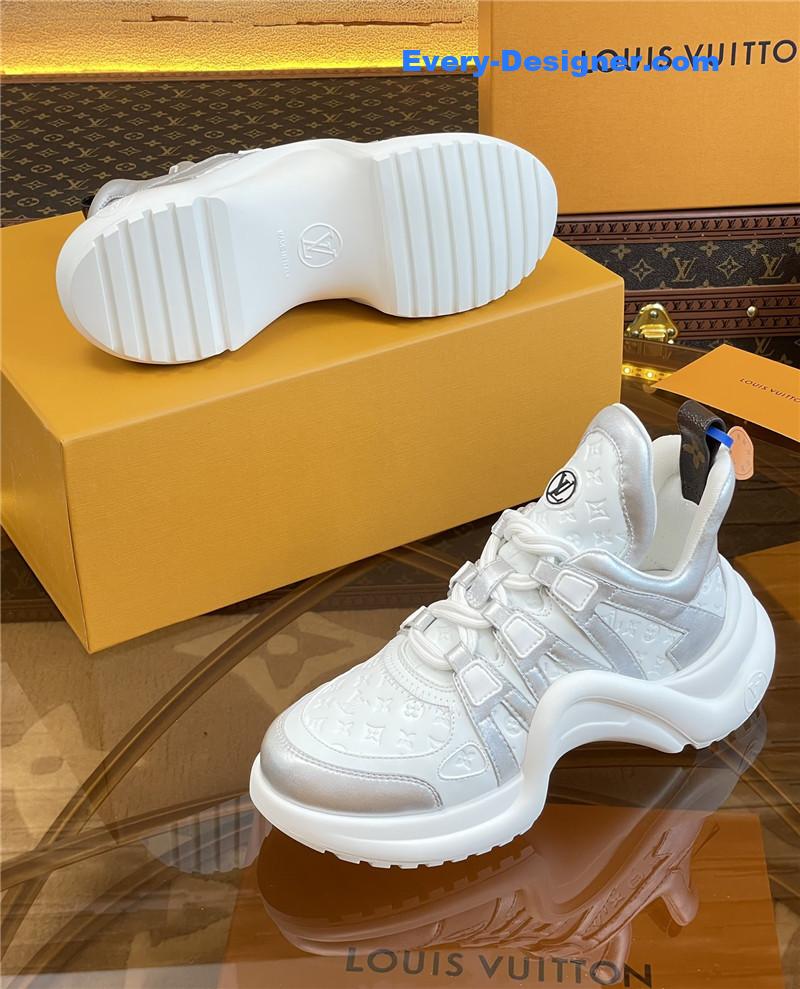 l0vis Vvtt0n lv hardware casual sports daddy shoes