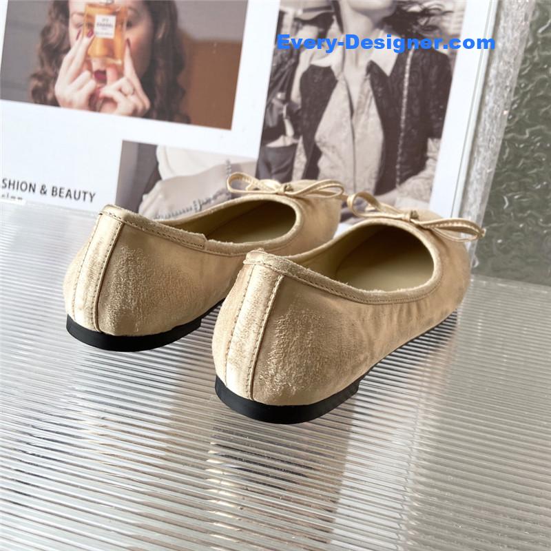 Ba1en*iaga distressed ballerinas