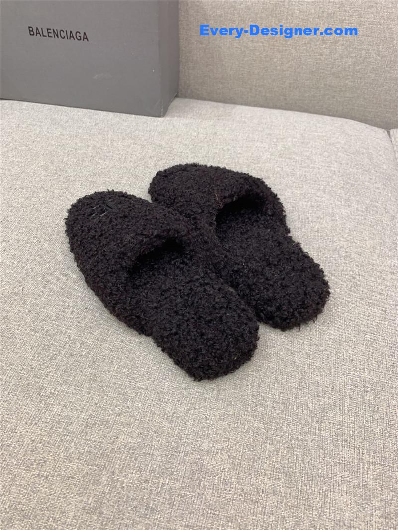 Ba1en*iaga classic fur flat slippers