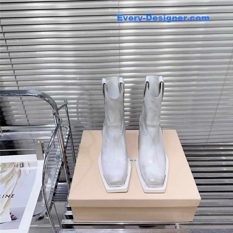 miumiu autumn and winter new retro square toe boots