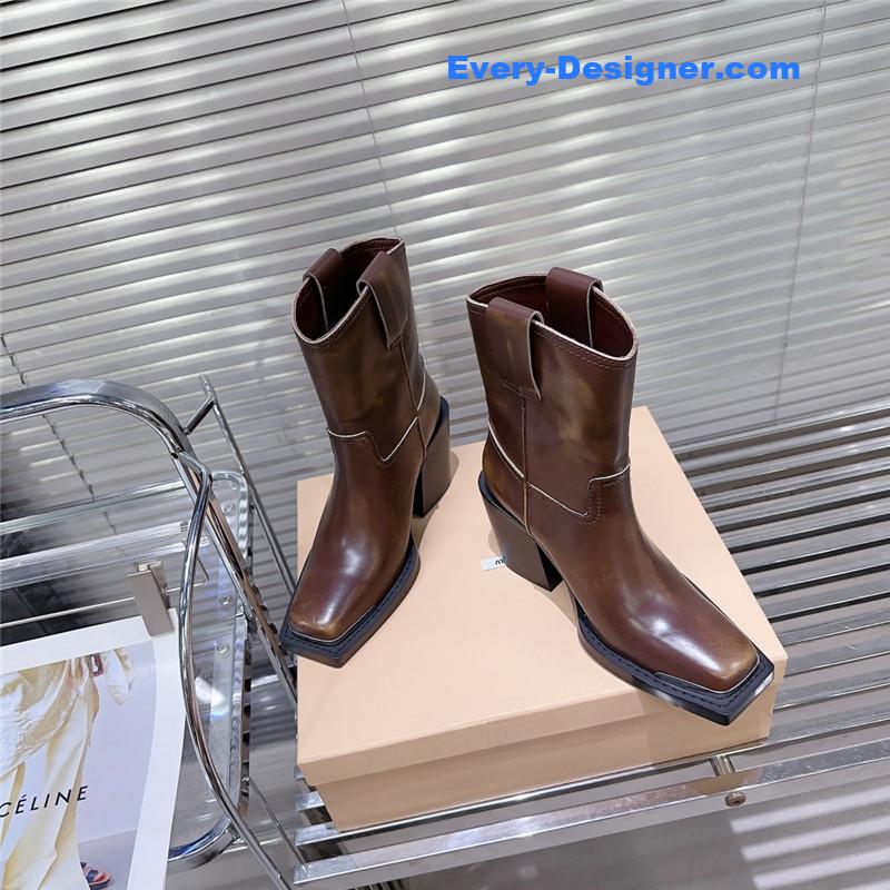 miumiu autumn and winter new retro square toe boots