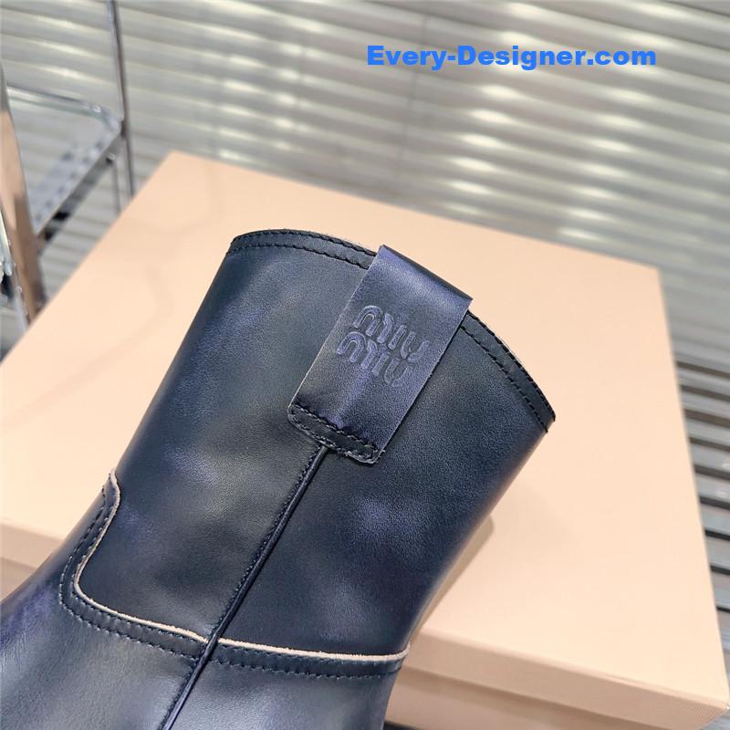 miumiu autumn and winter new retro square toe boots