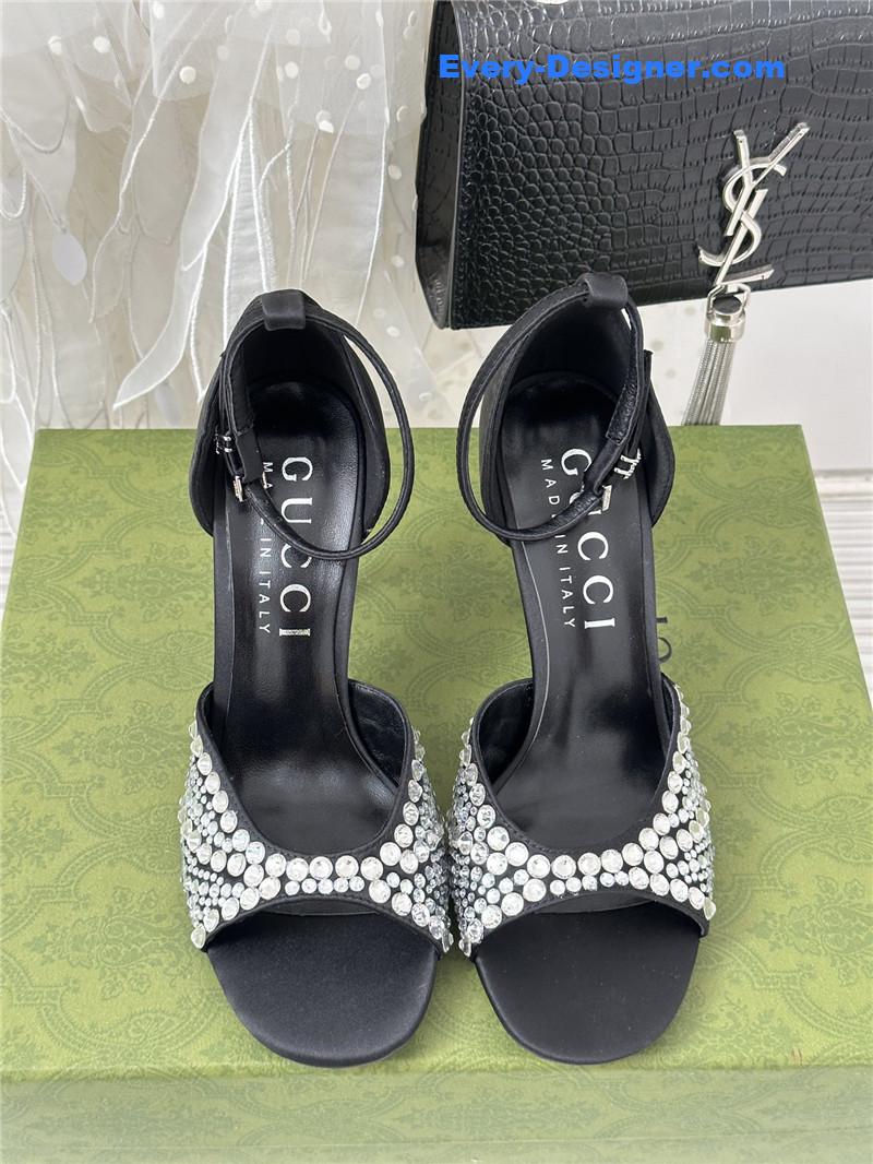 Gvc*1 rhinestone slippers sandals