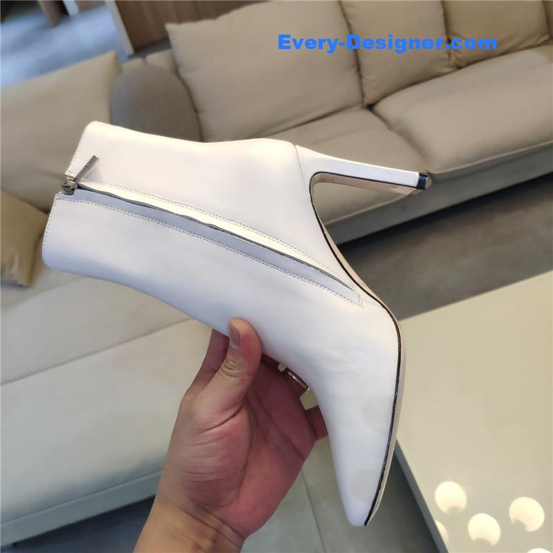 J1m*y Ch00 signature jc buckle chunky heel leather boots