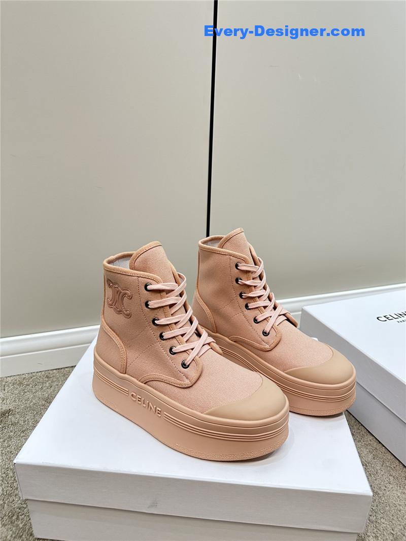 Ce1i*e platform boots