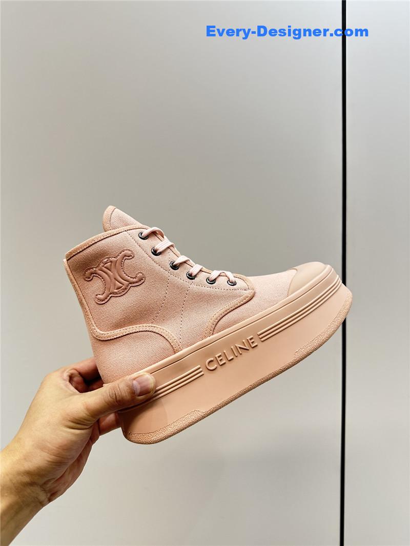 Ce1i*e platform boots