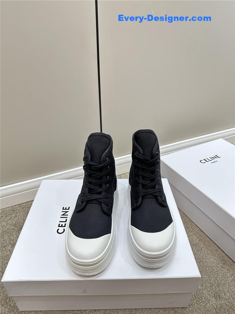 Ce1i*e platform boots