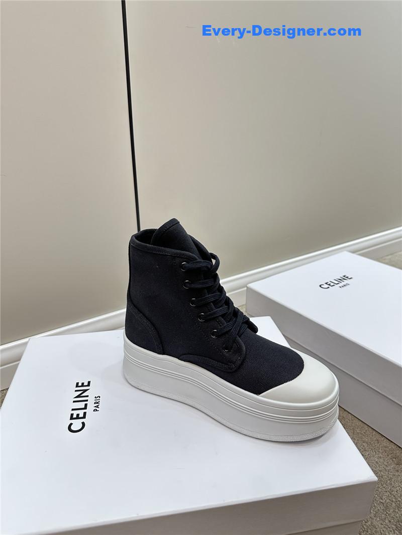 Ce1i*e platform boots