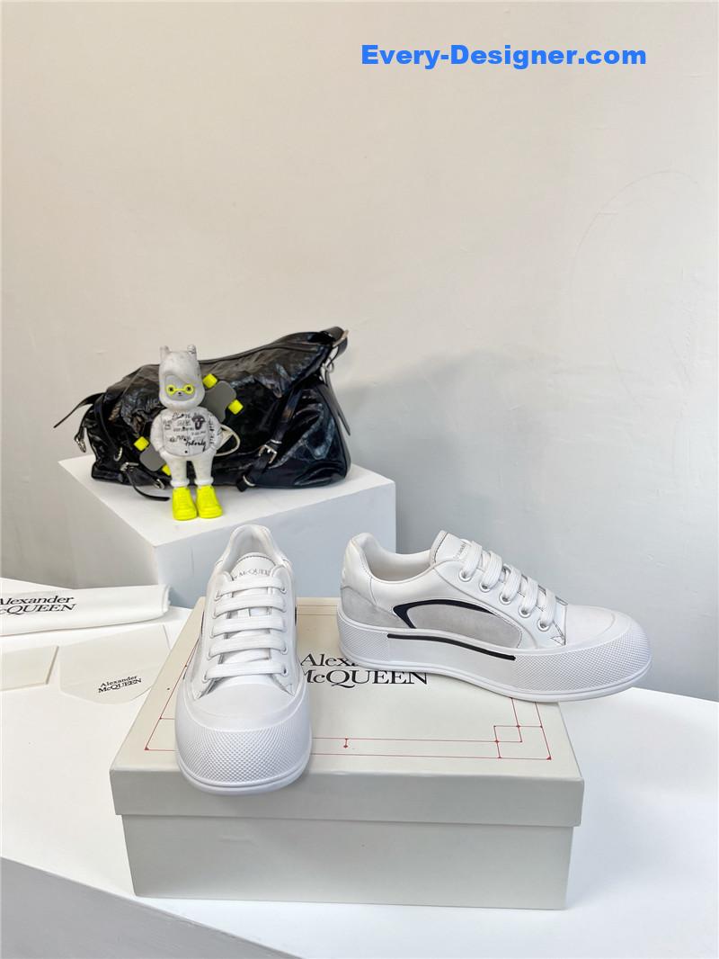 a1exa*der Mcqv*en retro sneakers skate shoes