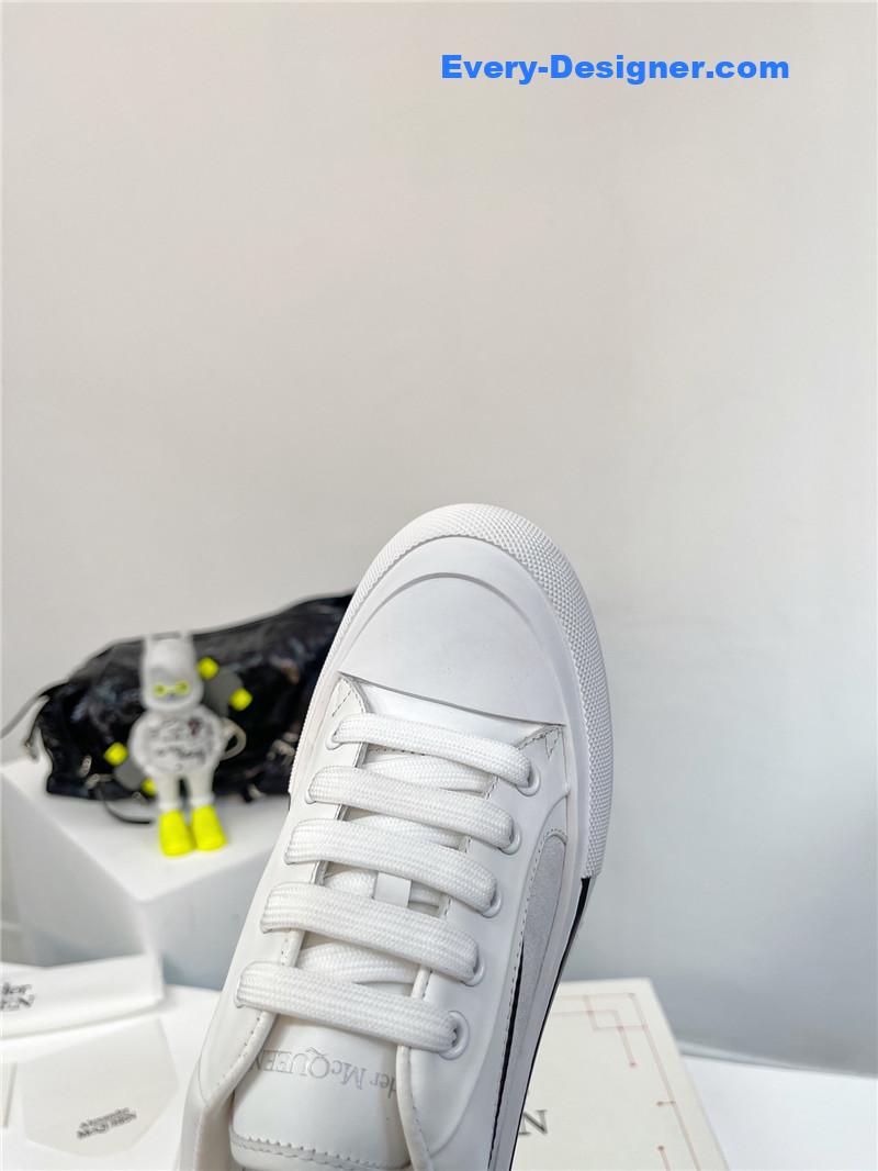 a1exa*der Mcqv*en retro sneakers skate shoes